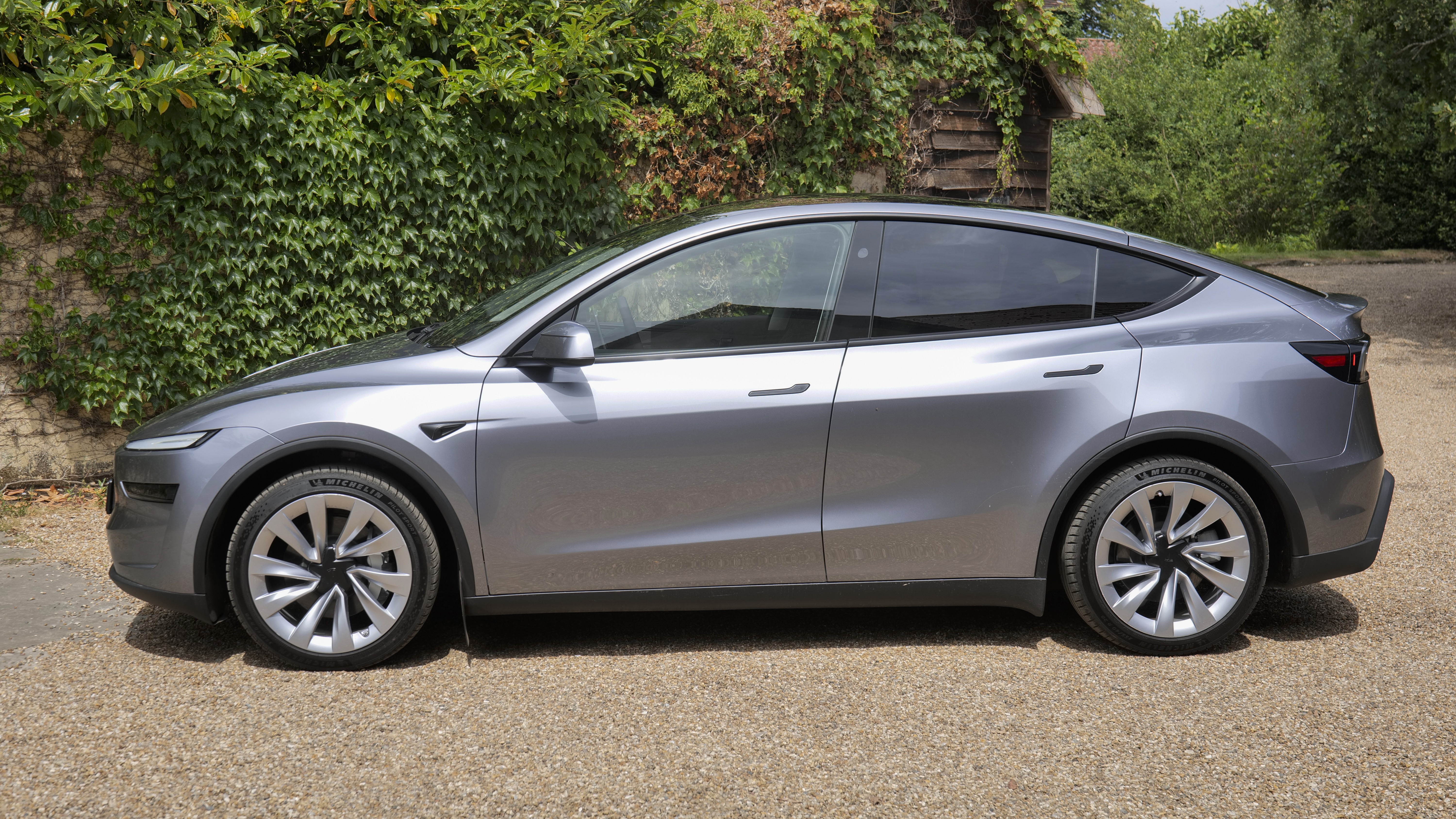 TESLA MODEL Y RWD 5dr Auto [Textile + Vegan Leather]